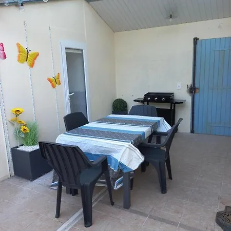 Maison De Village La Javie