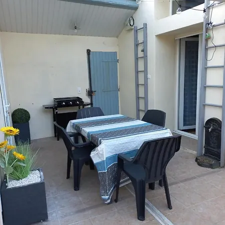 Сasa de vacaciones Maison De Village